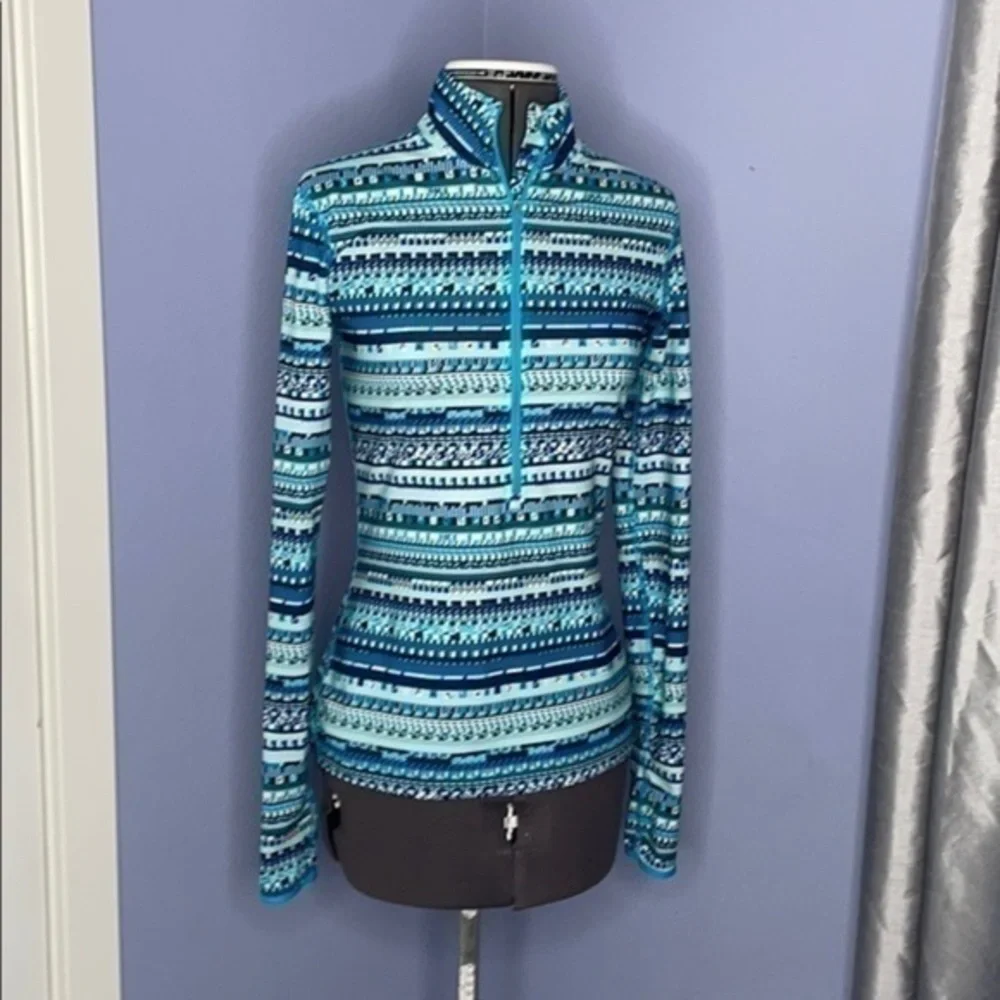 Nike pro top pull over top blue/green small dry fit patterned snow